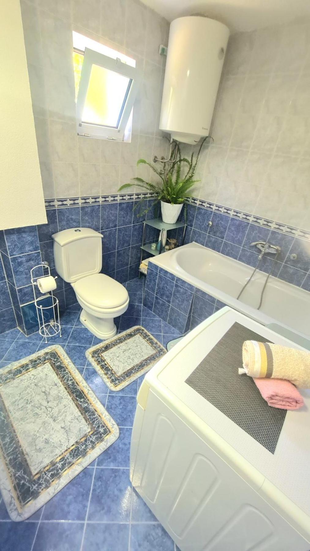 Apartman Stefan Тиват Екстериор снимка