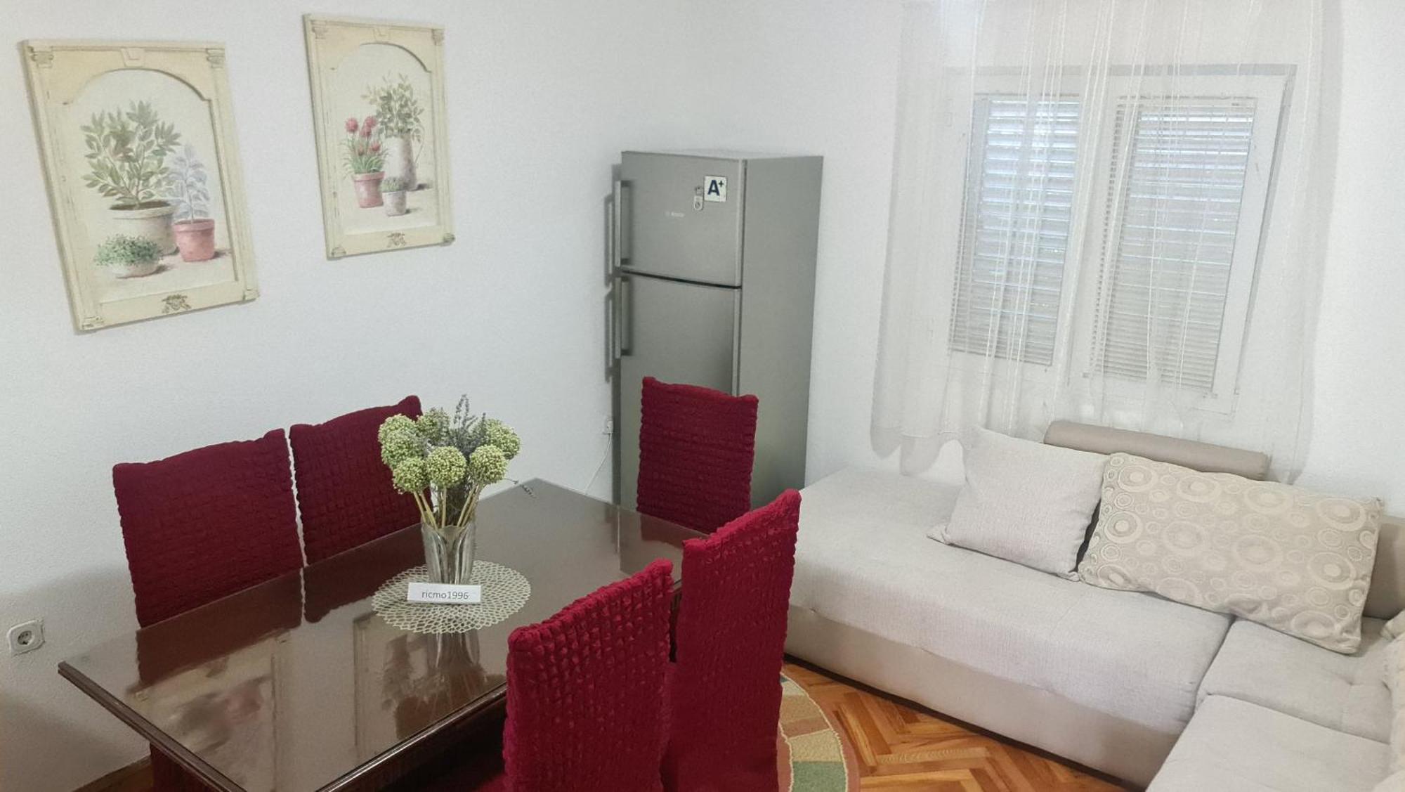 Apartman Stefan Тиват Екстериор снимка